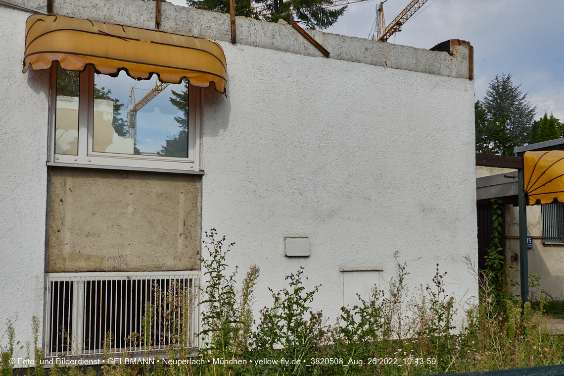 24.08.2022 - Baustelle an der Niederalmstraße 16 und Hugo-Lang-Bogen 13 in Neuperlach-Trudering